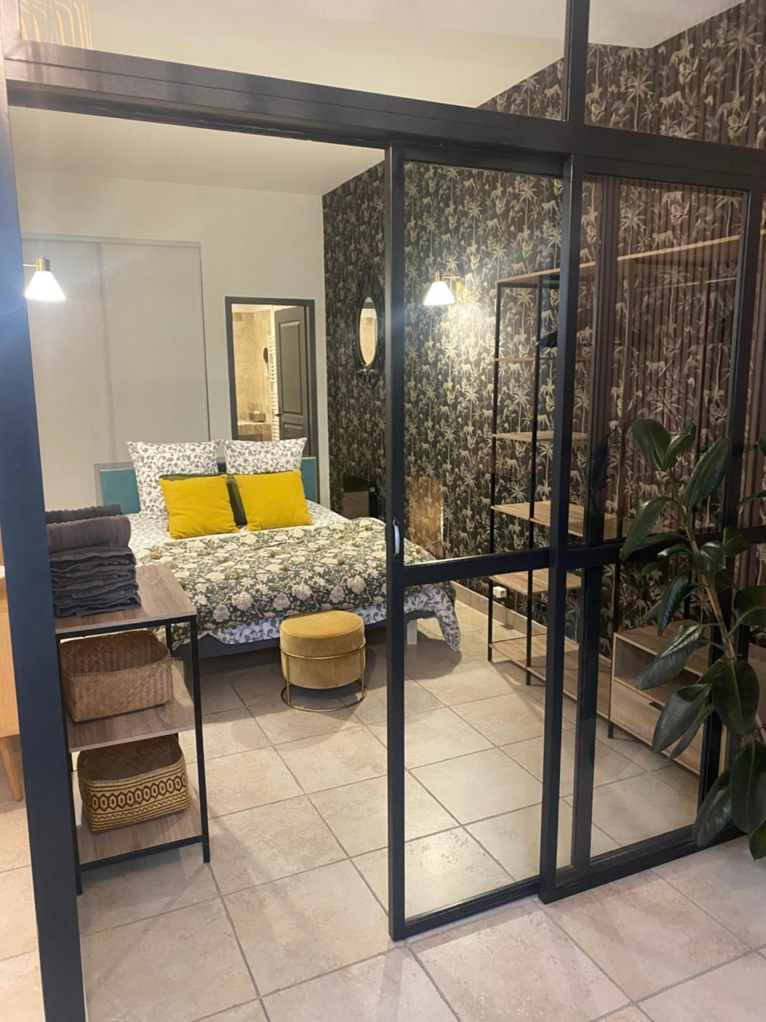 Le Loft City, Au Coeur Du Village Saint-Rémy-de-Provence Exteriör bild